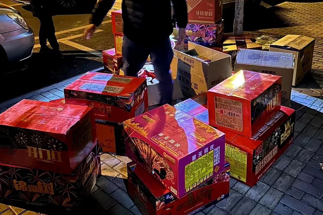 上海今年哪些區(qū)域可以燃放煙花爆竹？哪里可以買(mǎi)？